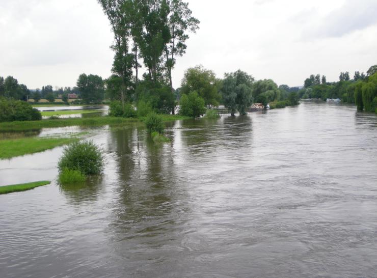 Thames flooding at Wallingford