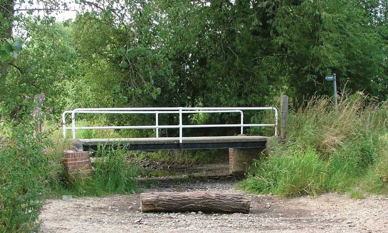 The River Pang in Berkshire, August 2005