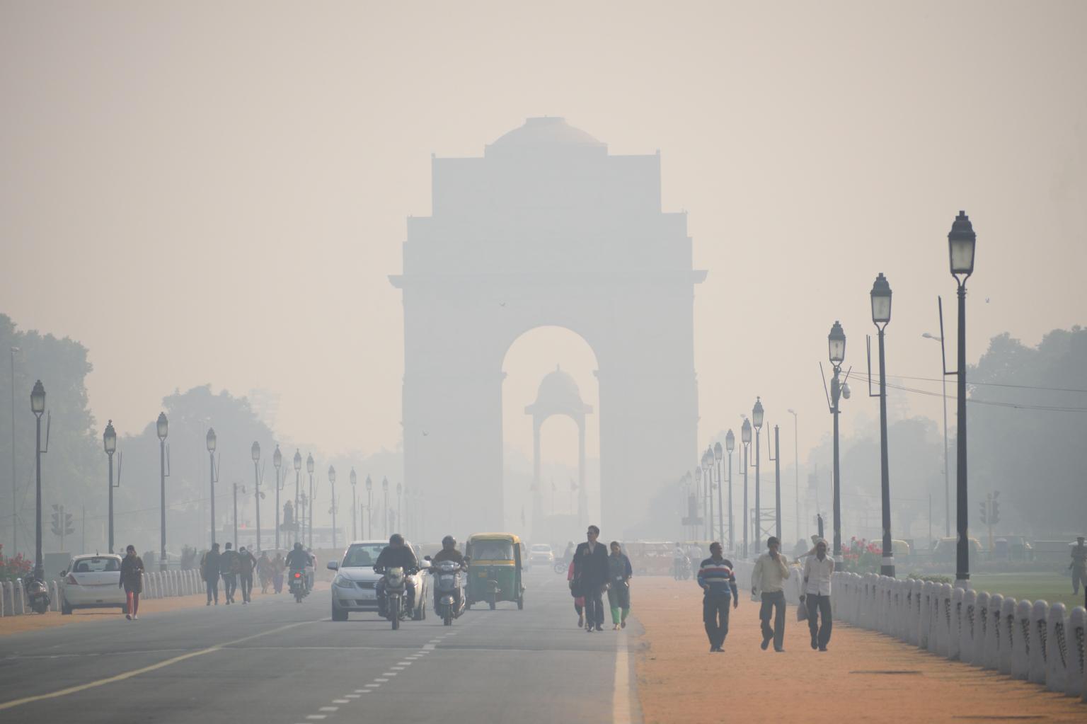 Heavy smog in New Delhi