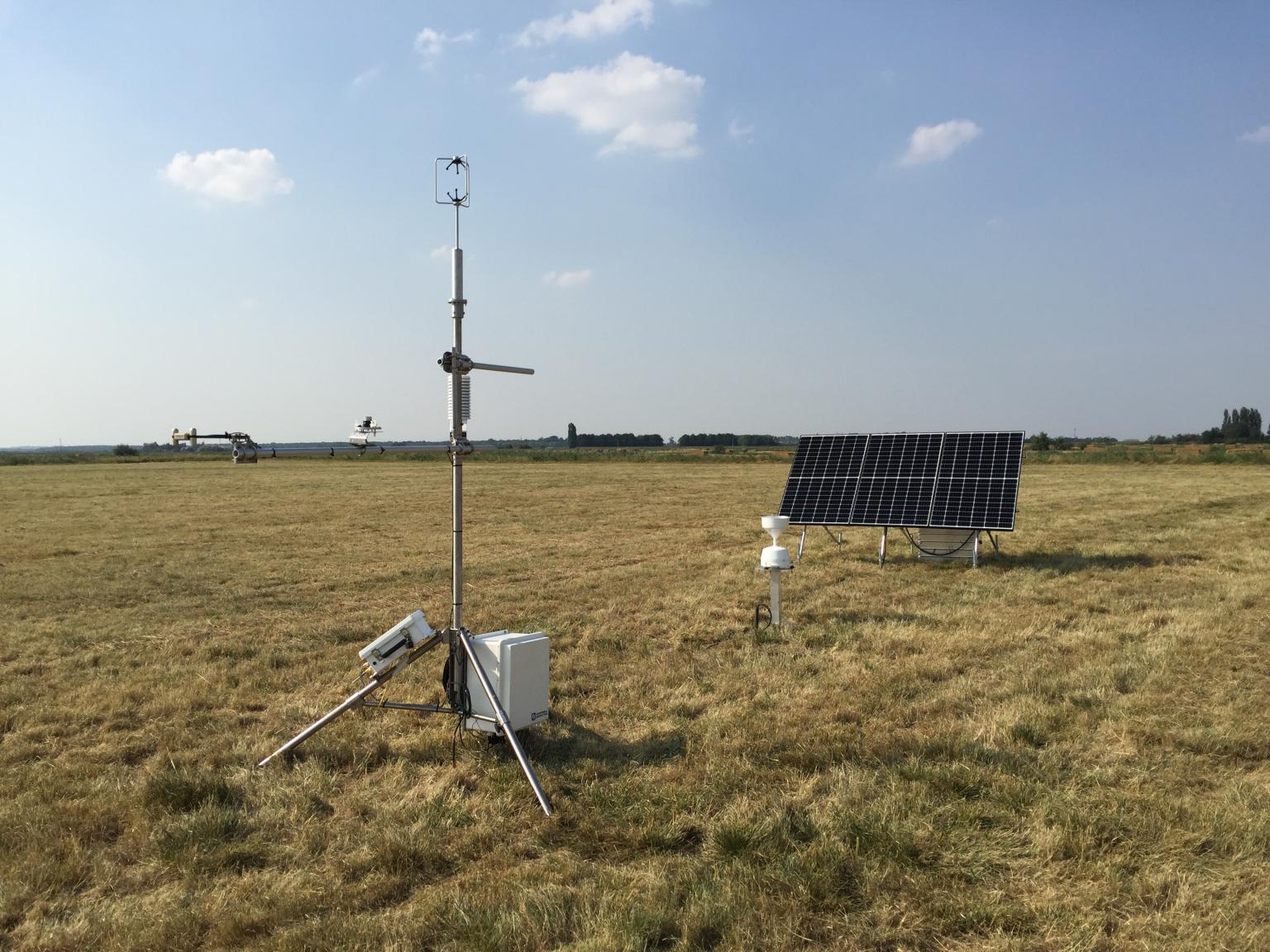 Measuring fluxes at drained grassland on lowland peat soil in East Anglia  Picture: Alex Cumming