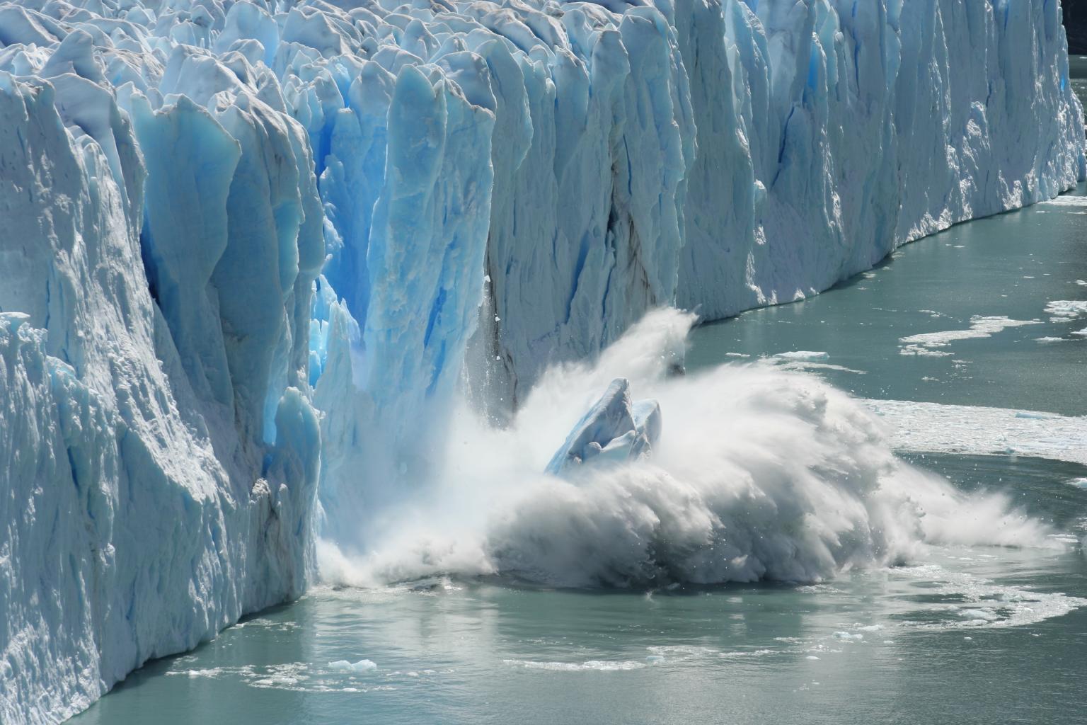 Melting Antarctic glacier   Picture: Shutterstock