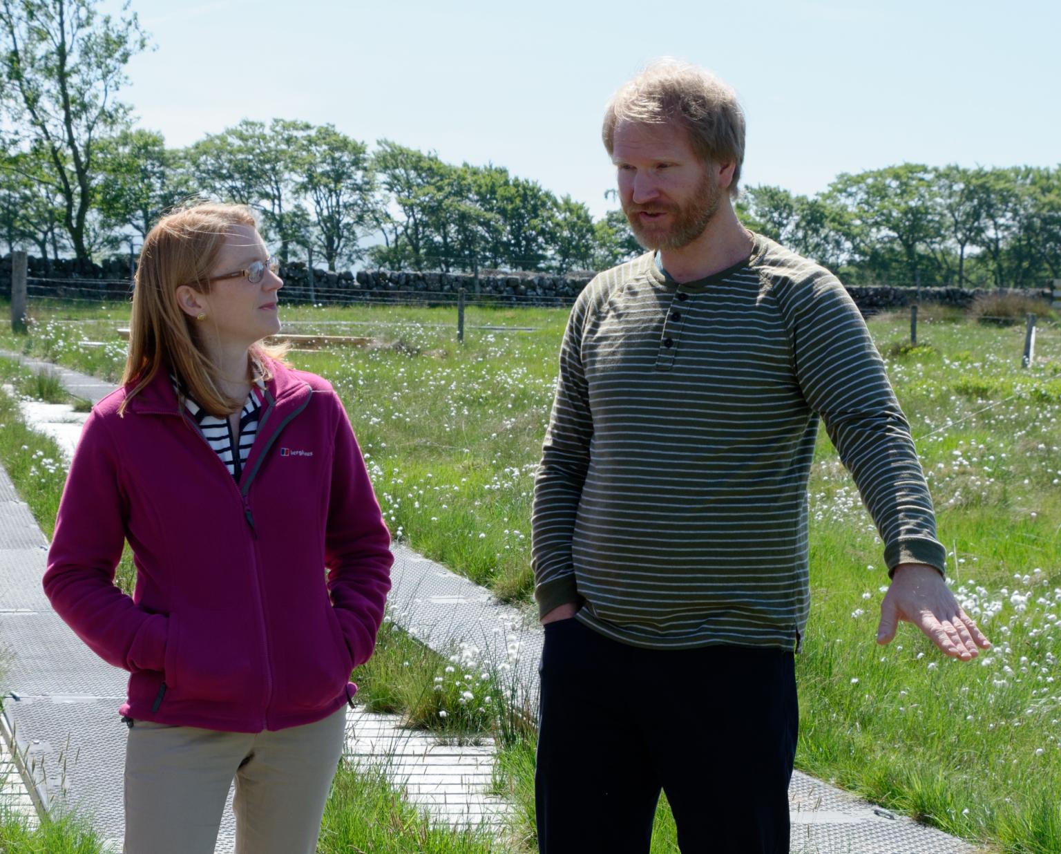 Shirley-Anne Somerville MSP with CEH environmental physicist Dr Eiko Nemitz