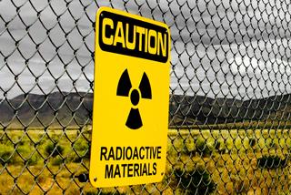 Caution radioactive materials sign image: shutterstock
