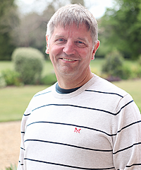Dr Claus Svendsen
