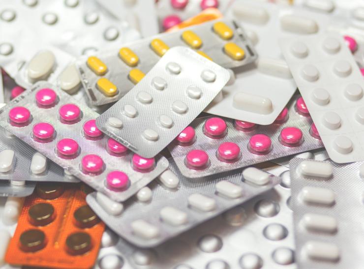 Pharmaceuticals  Photo: Pixabay