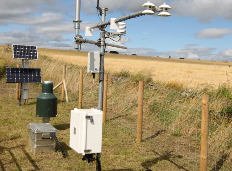 weather station_ field electronics and sensors training