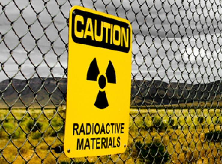 Caution radioactive materials sign image: shutterstock